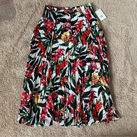 Zac & Rachel Floral Print Midi Skirt | Size Medium | NWT - Picture 1 of 4